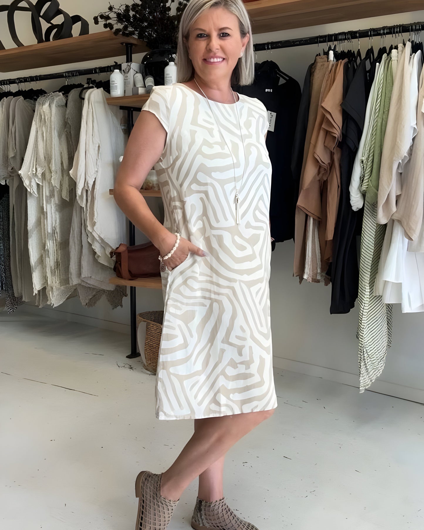 Serra™ | Robe d'été avec Rayures Safari