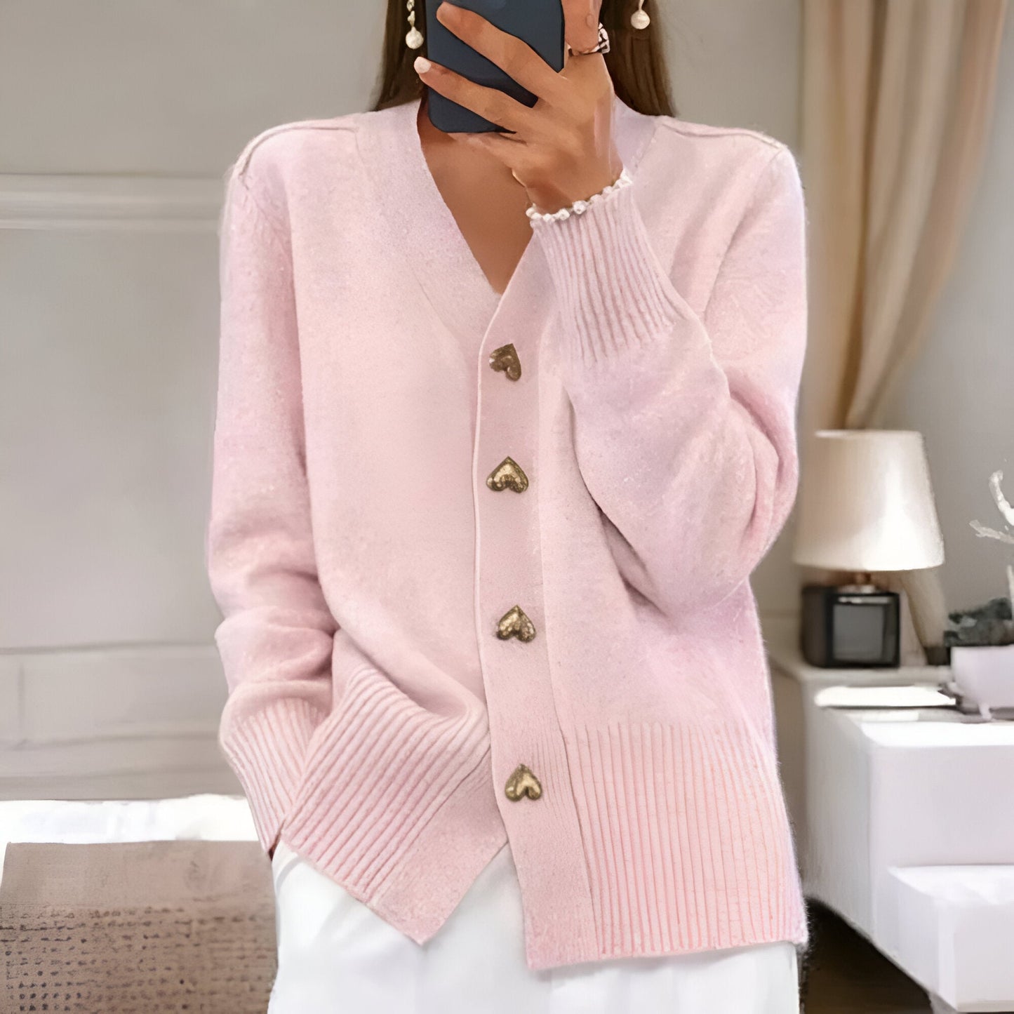 Ciara™ | Cardigan élégant avec boutons et forme de cœur