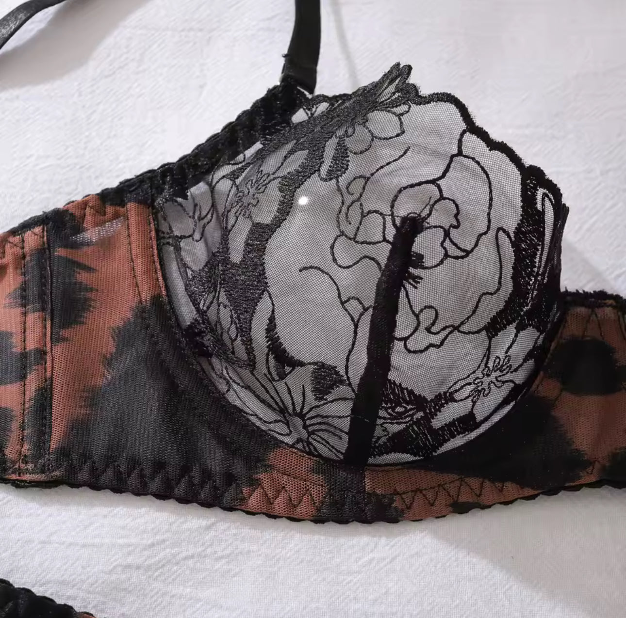 Sofia™ | Ensemble de lingerie Léopard Allure (5 pièces)
