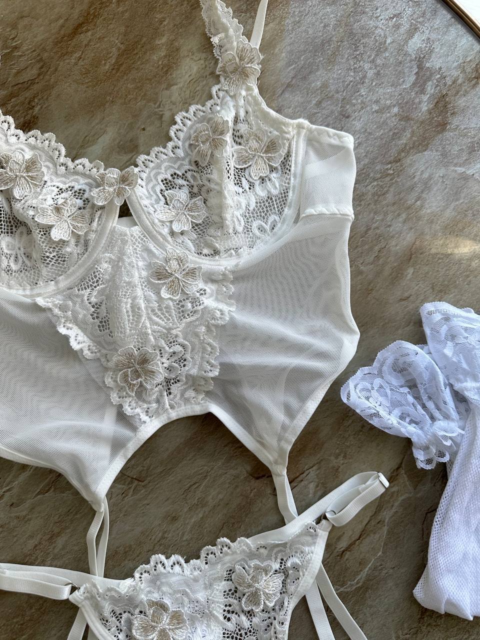 Leyla™ | Ensemble de lingerie de mariée élégante