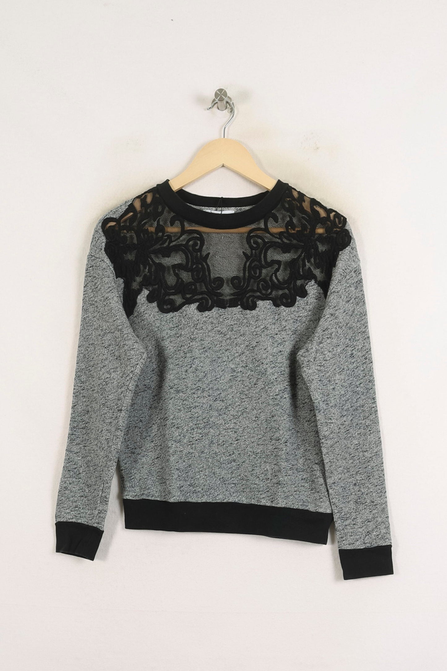 Sweat Gris et Noir - Taille M/38