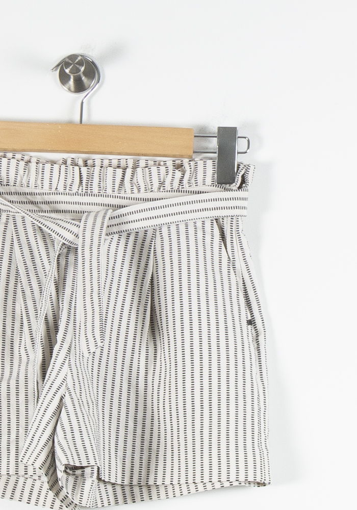 Short Blanc et Noir - Taille S/36