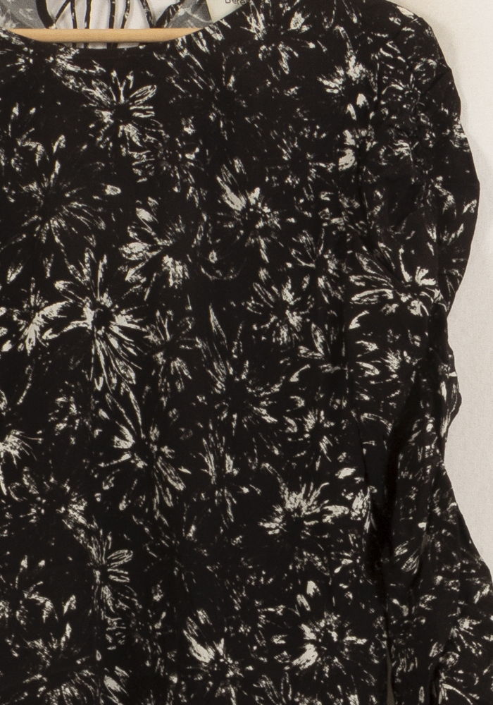 Blouse Noire et Blanche - Taille M/38