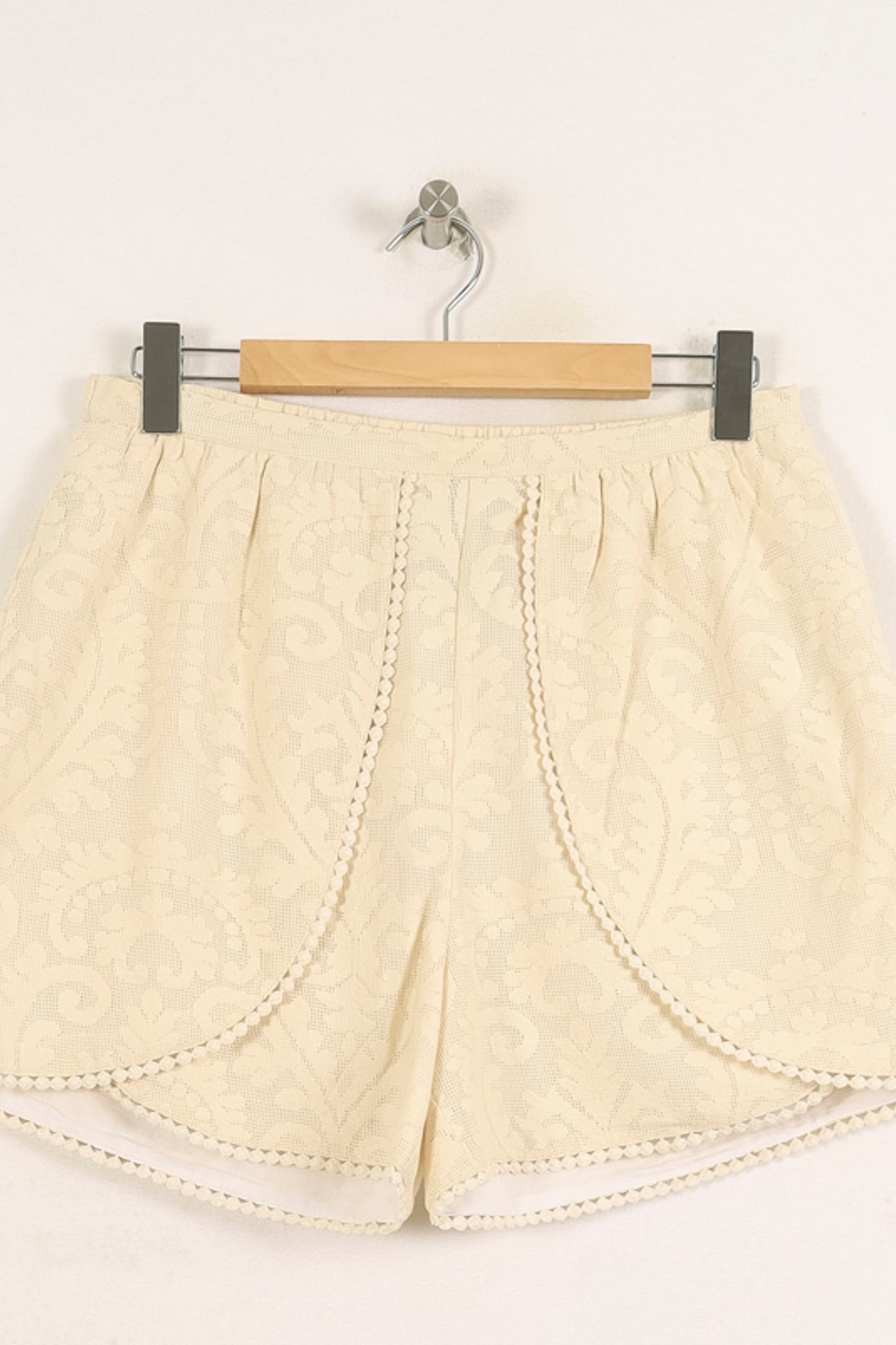 Short Dentelle Beige - Taille XL/42