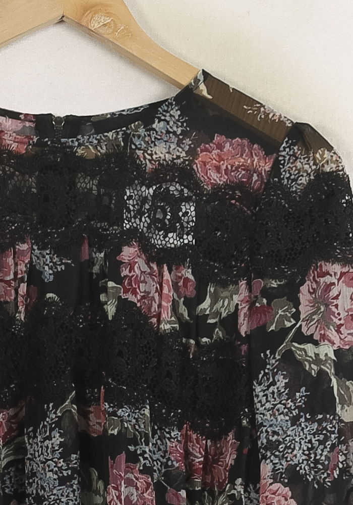 Blouse Noire et Fleurie - Taille M/38