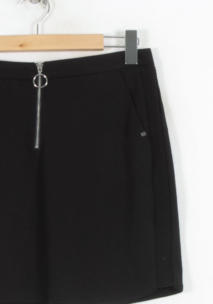 Jupe Courte Noire - Taille M/38