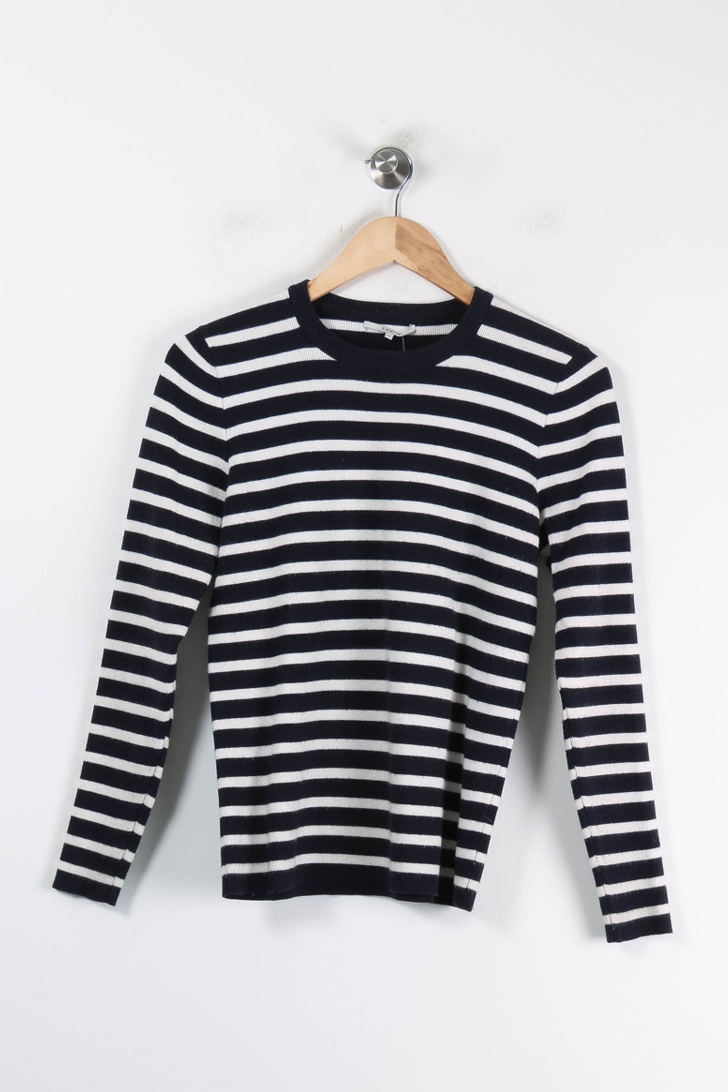 Pull Rayé Noir et Blanc - Taille M/38
