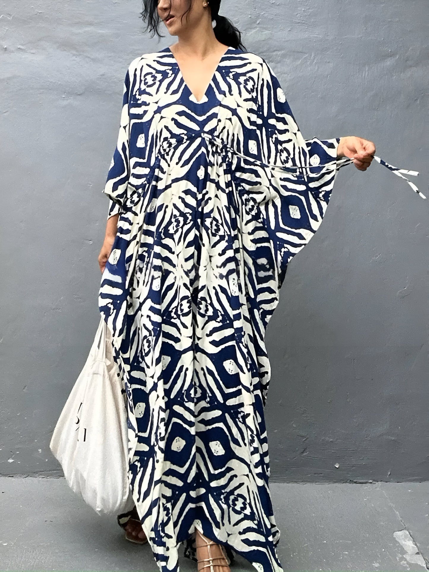 NaylaMC | Robe caftan et coton avec col et V