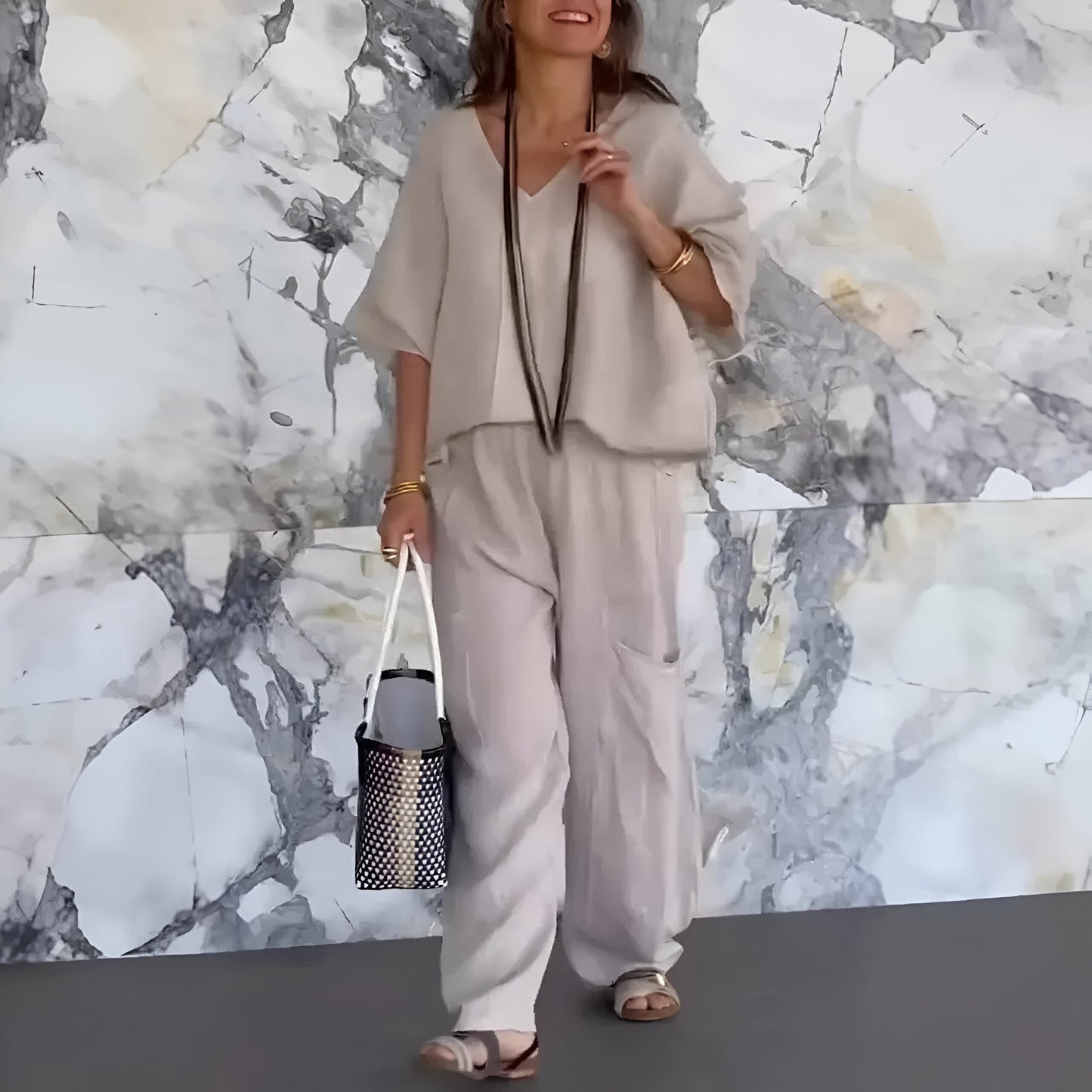 Elvyna™ | Ensemble décontracté à col en V