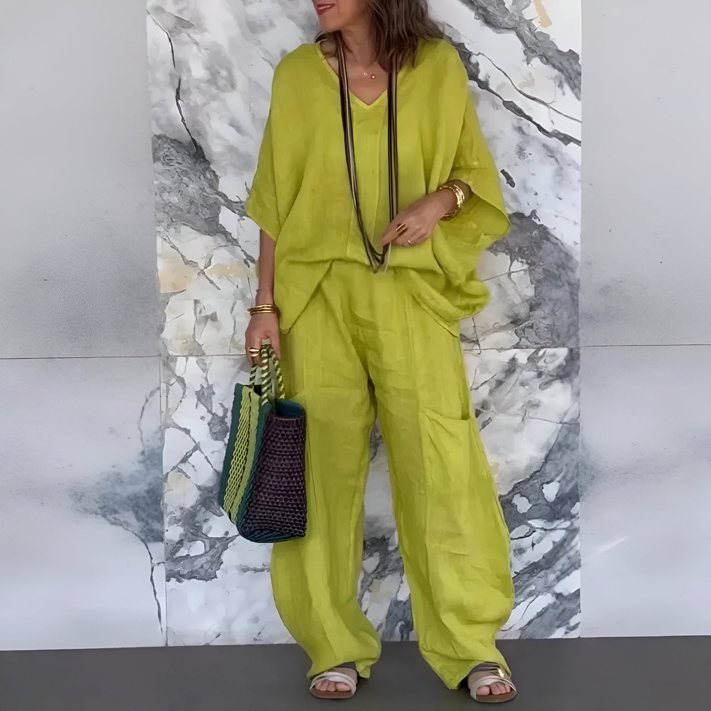 Elvyna™ | Ensemble décontracté à col en V